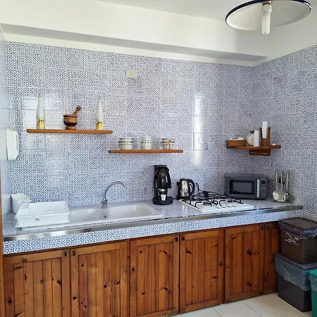 Ferienhaus 2m A 50 Metri Dal Mare *