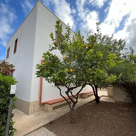 2m A 50 Metri Dal Mare Ferienhaus *